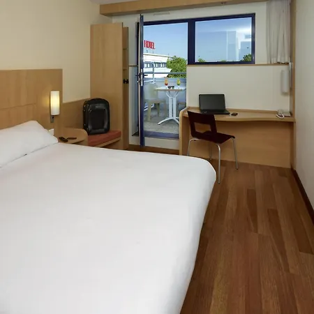 호텔 Ibis Poitiers Site Du Futuroscope 3*