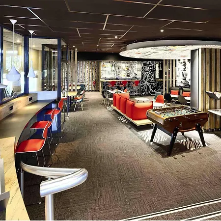 Hotel Ibis Poitiers Site Du Futuroscope 3*