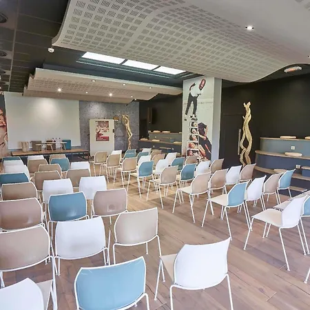 Ibis Poitiers Site Du Futuroscope ホテル 3*