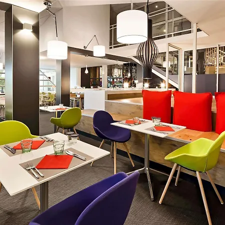 Ibis Poitiers Site Du Futuroscope ホテル 3*