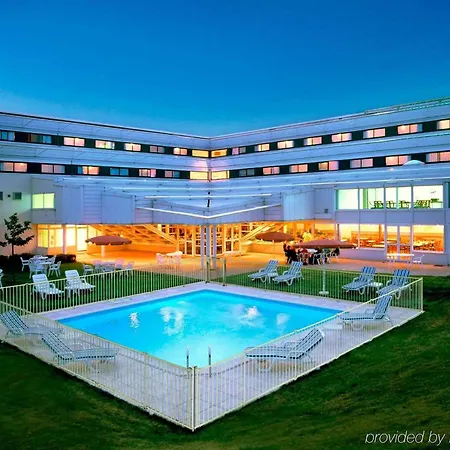 Ibis Poitiers Site Du Futuroscope 3*