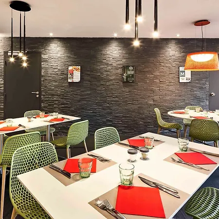 Ibis Site Du Futuroscope Hotel 3*