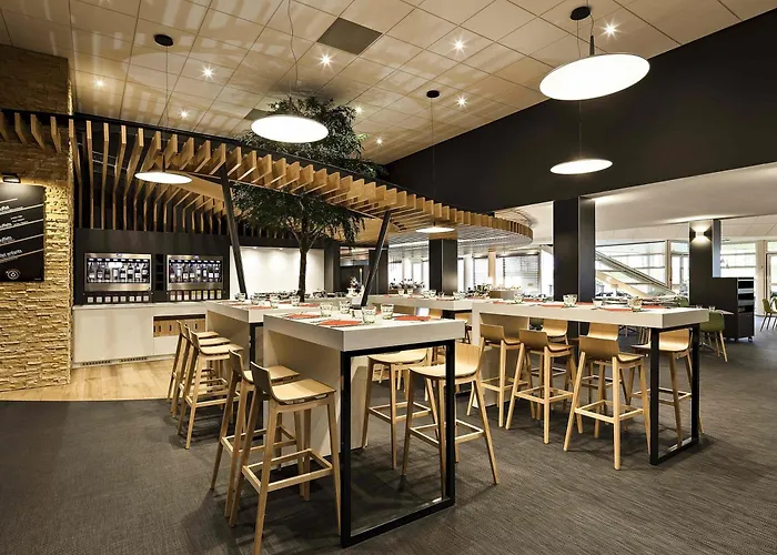 Hotel Ibis Poitiers Site Du Futuroscope 3*