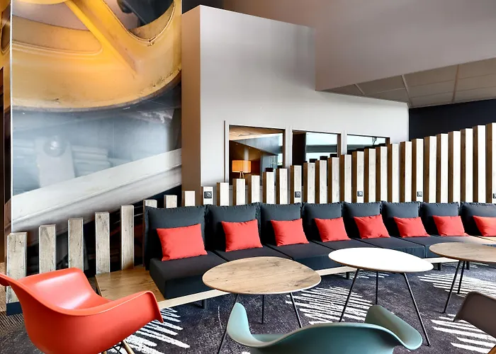 Hotel Ibis Poitiers Site Du Futuroscope 3*