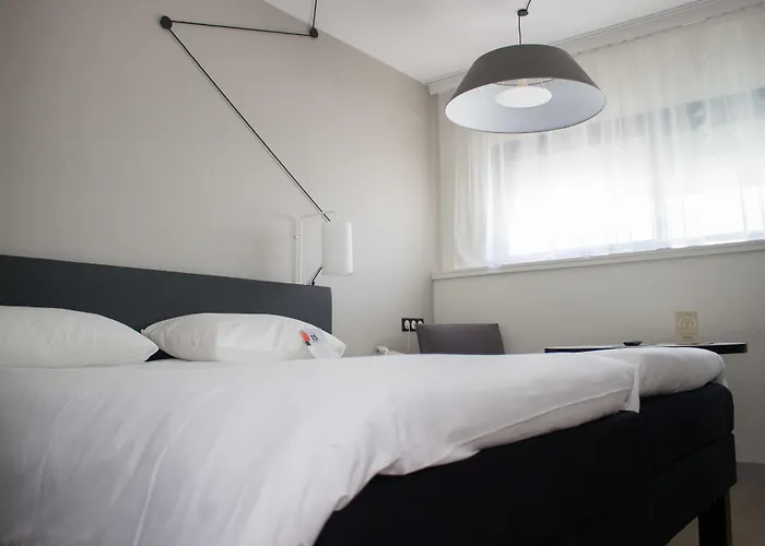 Ibis Poitiers Site Du Futuroscope