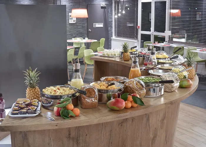 Hotel Ibis Poitiers Site Du Futuroscope